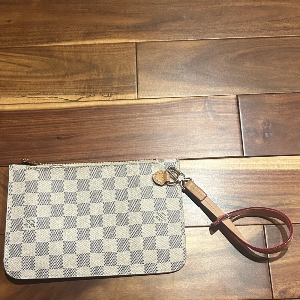 Louis Vuitton Checkered Wristlet Pouch - Picture 2 of 6